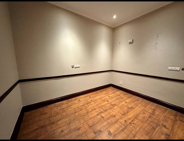 288M² OFFICE TO LET IN ROSEBANK